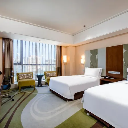 Holiday Inn Qingdao City Center By Ihg - May 4Th Square Exterior photo