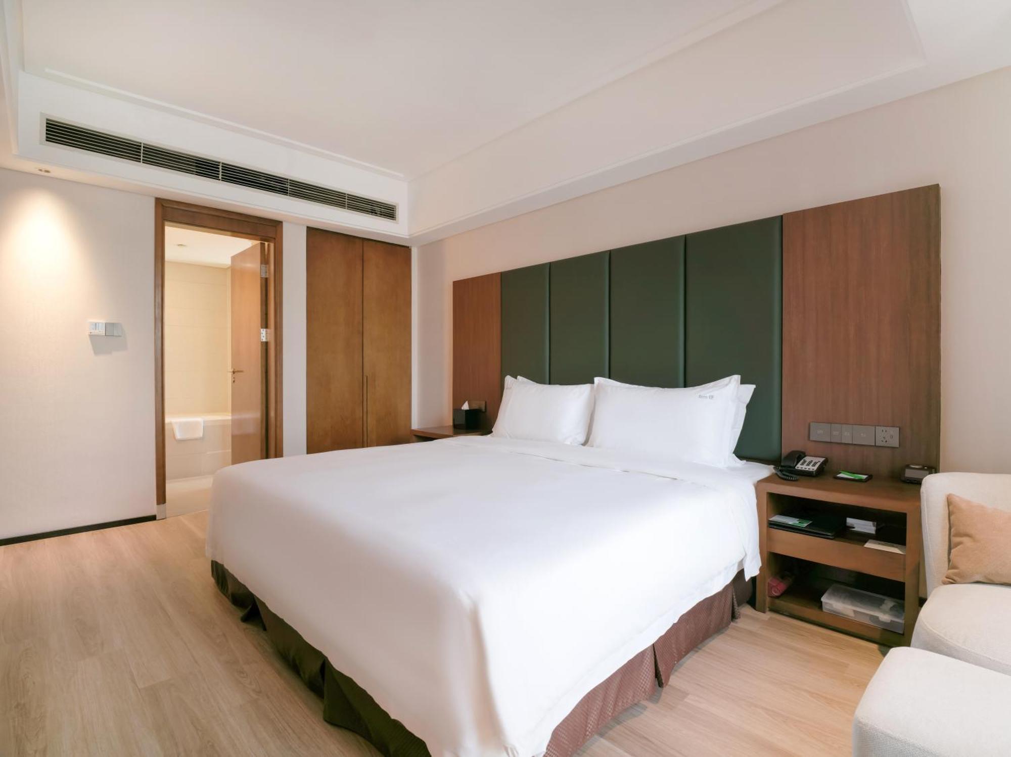 Center By Ihg - 4th Square Hotel 4*