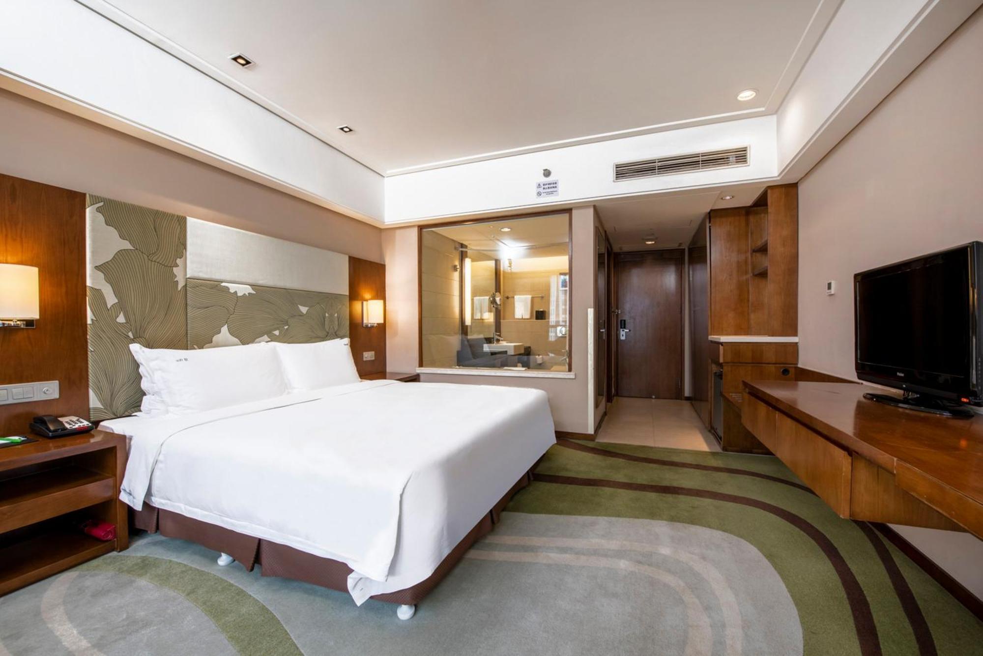 Center By Ihg - 4th Square 4* Qingdao