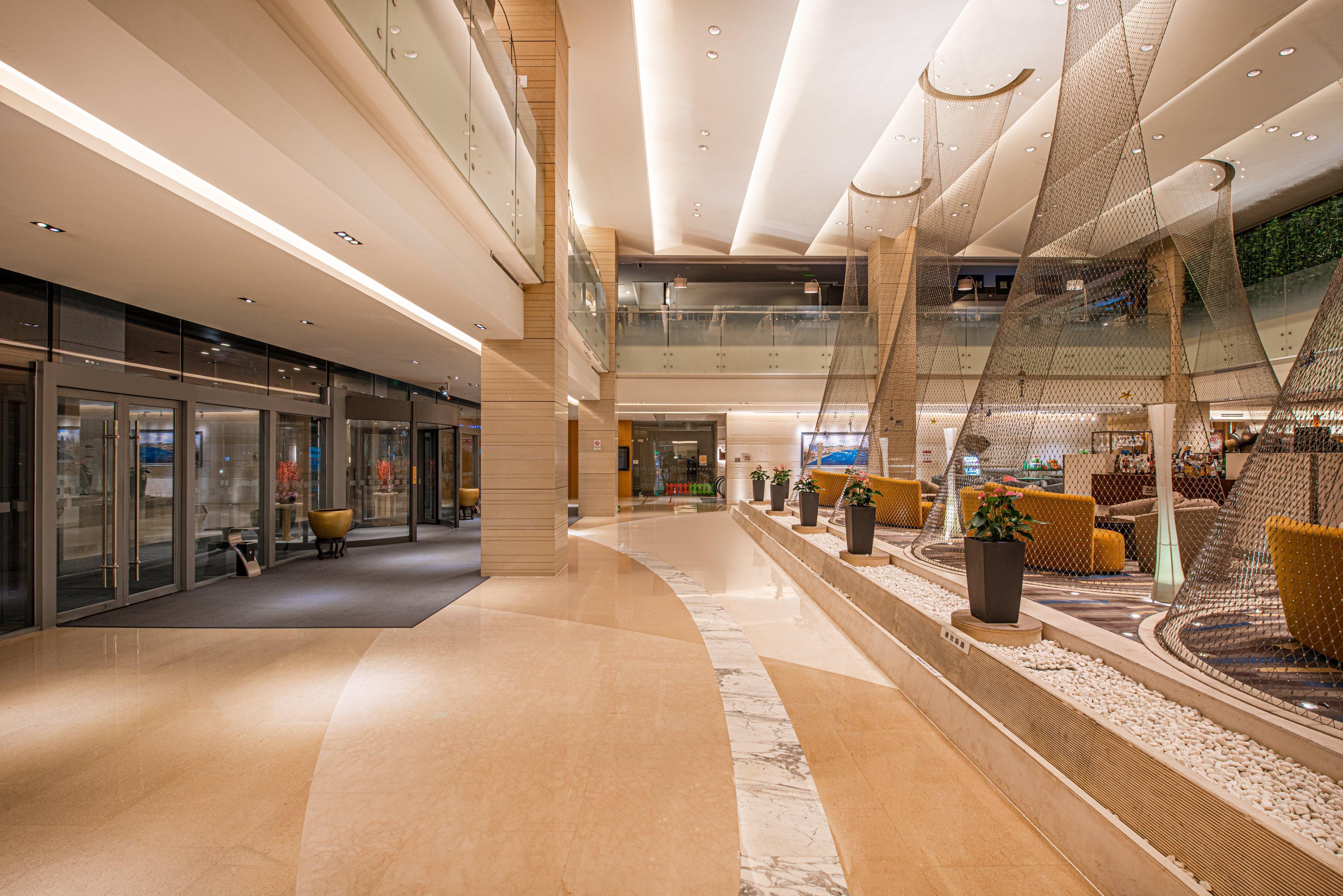 Center By Ihg - 4th Square Qingdao